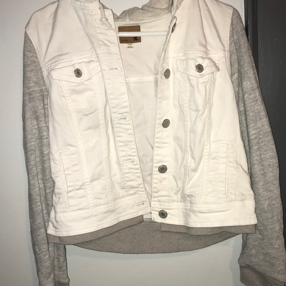 American Eagle jean jacket